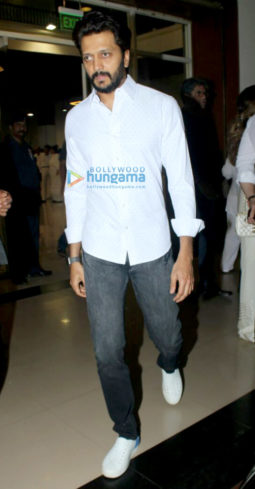 Celebs attend the prayer meet of Nikhil Advani’s mother Rekha Advani