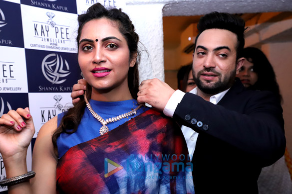 Celebs grace the launch of Sonalli Guptaa’s book Celebs grace the launch of Sonalli Guptaa’s book