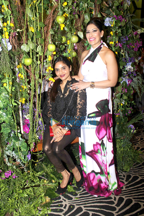 celebs grace at maheka mirpuris summer cool preview 5
