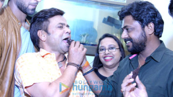 On The Sets Of The Movie De Ijaazat Rahun Tujhme
