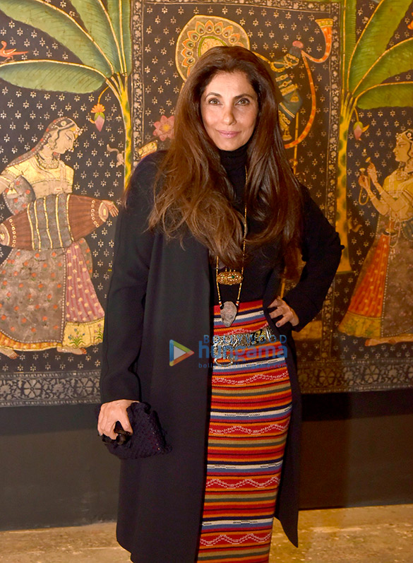 dimple kapadia graces at pichvai exhibition curated by pooja singhal 3