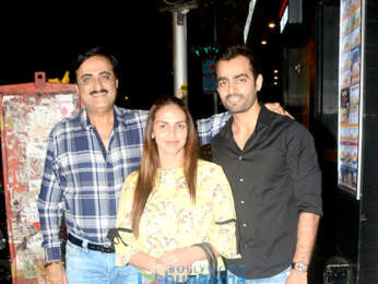 Esha Deol snapped with friends at Khar