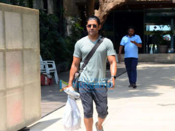 Farhan Akhtar spotted at Otters' Club in Bandra