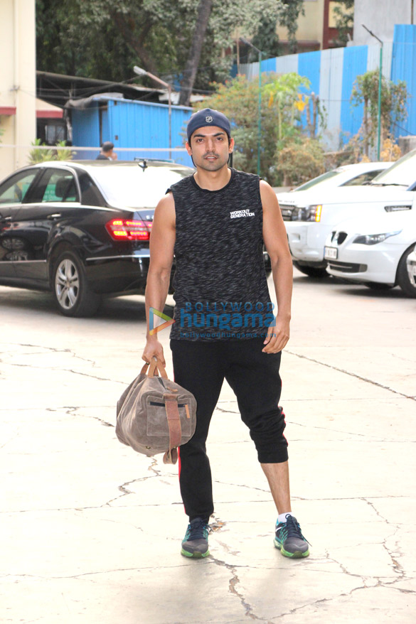 gurmeet choudhary snapped at the gym 1