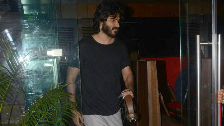 Harshvardhan Kapoor SPOTTED At Silver Beach Café