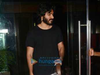 Harshvardhan Kapoor and Aalia Bedi snapped at Silver Beach Cafe in Juhu
