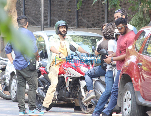 harshvardhan kapoor spotted on a shoot in juhu 1