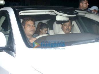 Jacqueline Fernandez, Arbaaz Khan and others spotted at Salman Khan’s home in Bandra