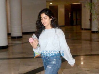 Janhvi Kapoor spotted at Manish Malhotra’s house in Bandra