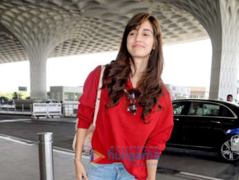 Kareena Kapoor Khan, Daisy Shah, Sophie Choudry and Ayushmann Khurrana snapped at the airport