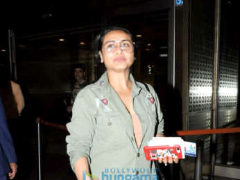 Kareena Kapoor Khan and Rani Mukerji snapped at the airport