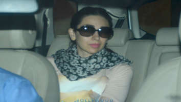 Karisma Kapoor spotted at Kareena Kapoor Khan’s home