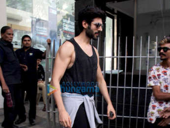 Kartik Aaryan spotted after a work-out session at the gym