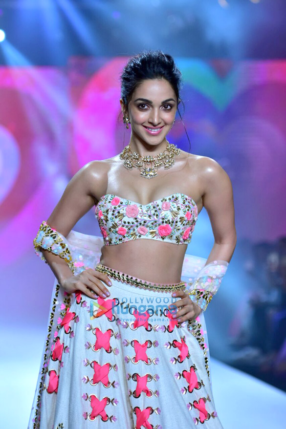 Kiara Advani, Anita Hassanandani and others walks the ramp at the Bombay Times Fashion Week Kiara Advani, Anita Hassanandani and others walks the ramp at the Bombay Times Fashion Week