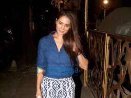 Kim Sharma spotted in Khar