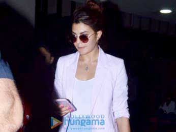 Kunal Khemu, Soha Ali Khan and others snapped at the airport