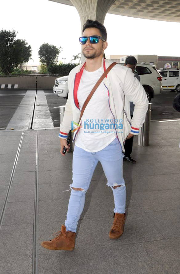kunal khemu soha ali khan and others snapped at the airport 2