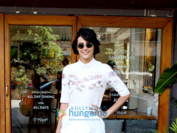 Mandana Karimi spotted at Sequel Cafe in Bandra