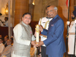 Manoj Joshi conferred with Padma Shri Award by President Ram Nath Kovind at Rashtrapati Bhavan