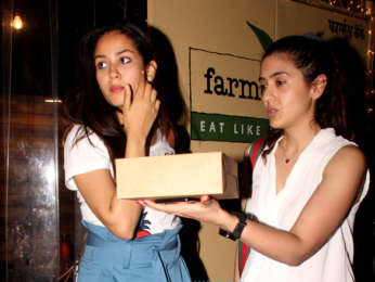 Mira Rajput snapped at Farmer's Cafe