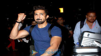 Race 3 team back to home