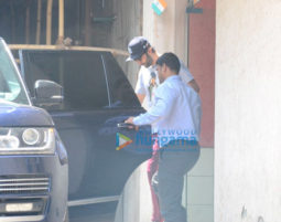 Ranbir Kapoor spotted at a clinic in Bandra