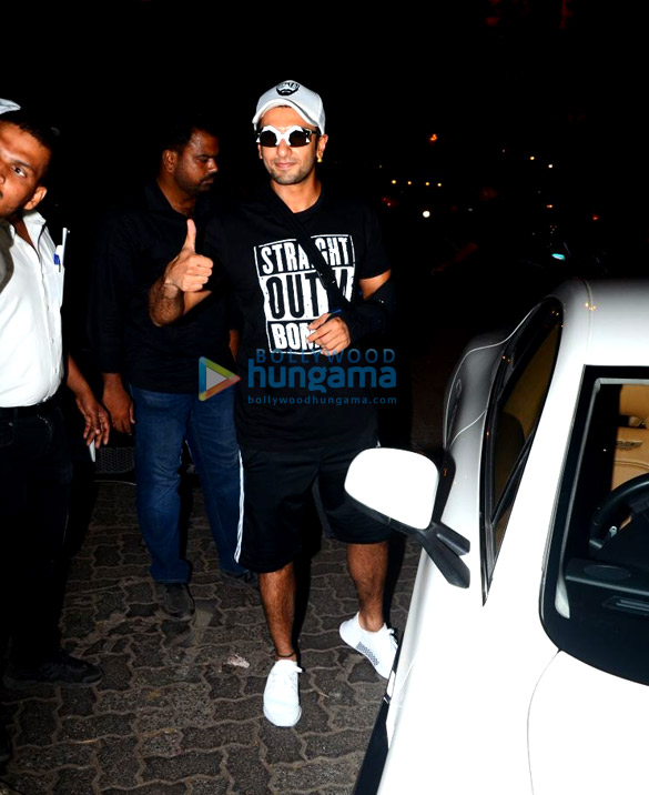 ranveer singh spotted at otters club in bandra 4 2