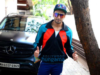 Ranveer Singh spotted at the physio rehab clinic in Bandra