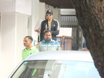 Ranveer Singh spotted outside a clinic in Bandra
