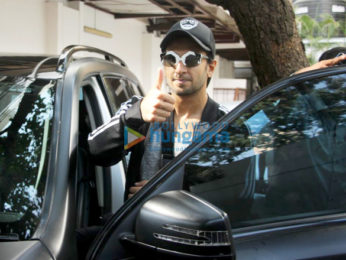 Ranveer Singh spotted outside a clinic in Bandra