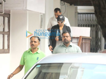 Ranveer Singh spotted outside a clinic in Bandra