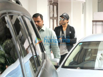 Ranveer Singh spotted outside a clinic in Bandra