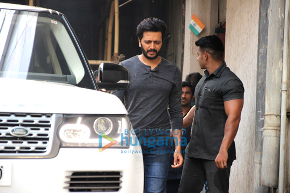 Riteish Deshmukh spotted in Bandra