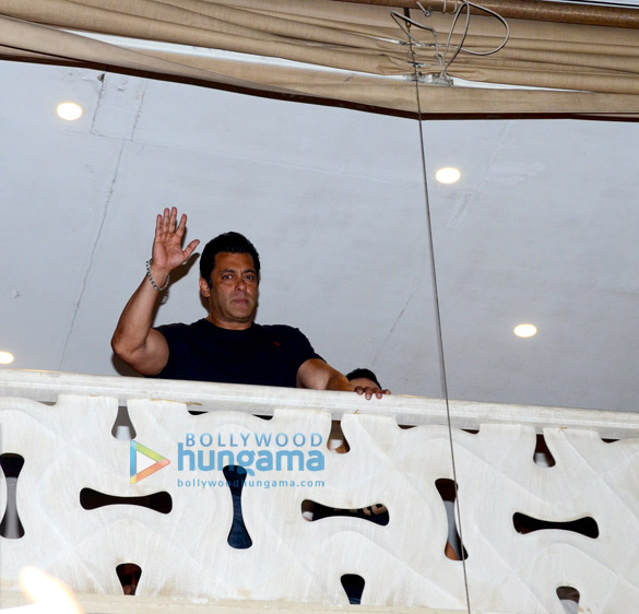salman khan snapped in the balcony at galaxy apartments 1