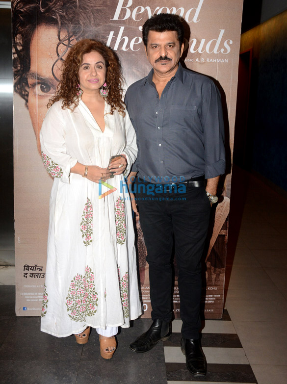 shahid karan ishaan malavika grace the screening of beyond the clouds at yrf 4