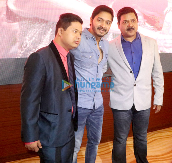 shreyas talpade launches indias first youtube vlog channel 6