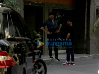 Sidharth Malhotra and Abhay Chopra spotted at Bandra