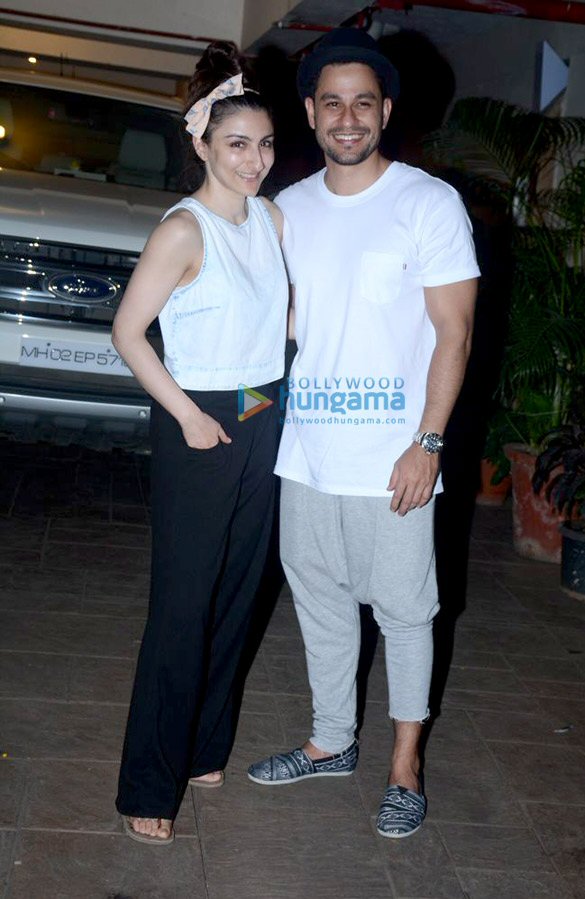 Karisma Kapoor, Soha Ali Khan and Kunal Khemu spotted at Kareena Kapoor Khan’s house in Bandra