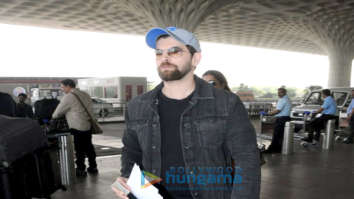 Sonam Kapoor, Yami Gautam and Neil Nitin Mukesh snapped at airport