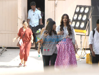 Sonam Kapoor snapped at Mehboob studio on location of Veere Di Wedding