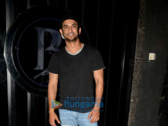 Sushant Singh Rajput snapped in Juhu