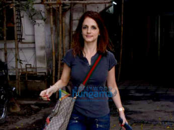 Sussanne Khan snapped at Kromakay salon in Juhu