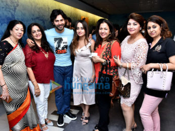 Varun Dhawan, Banita Sandhu and others grace the special screening of 'October'