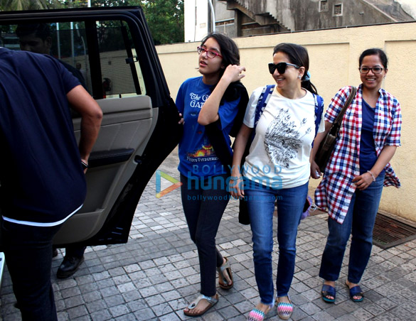vidhu vinod chopra spotted with his family at pvr juhu 4