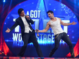 WOAH! Varun Dhawan does a Shah Rukh Khan with October