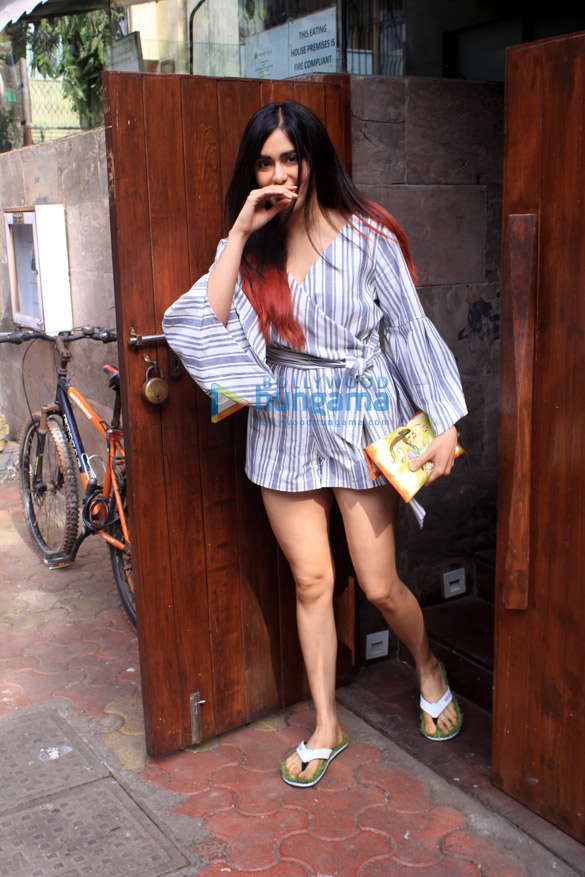 adah sharma snapped at indigo 1 2