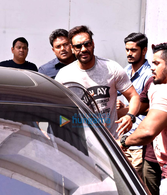 ajay devgn snapped on his film sets 1