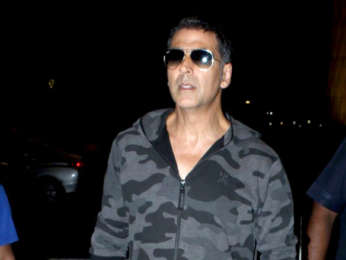 Akshay Kumar, Raveena Tandon and Suniel Shetty snapped at the airport