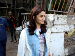 Alia Bhatt and Ameesha Patel spotted at Kromakay salon in Juhu