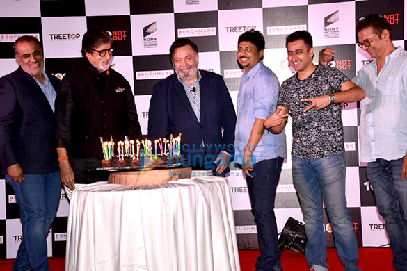 amitabh bachchan and rishi kapoor grace the success meet of 102 not out 1 2